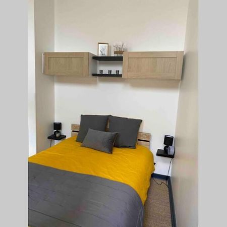 Appartement Centre De Moulins Мулен Экстерьер фото