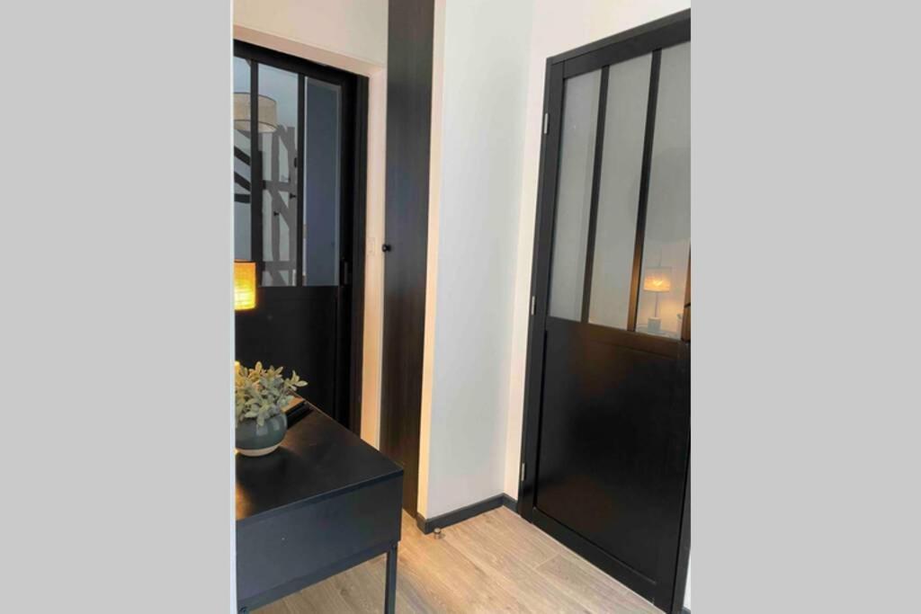 Appartement Centre De Moulins Мулен Экстерьер фото