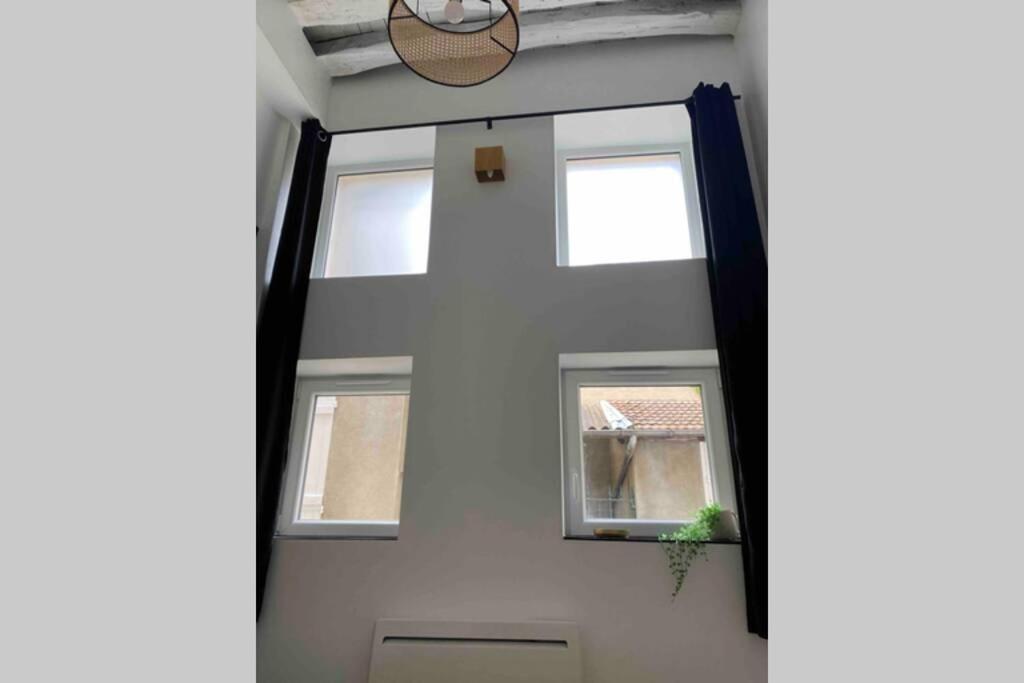 Appartement Centre De Moulins Мулен Экстерьер фото
